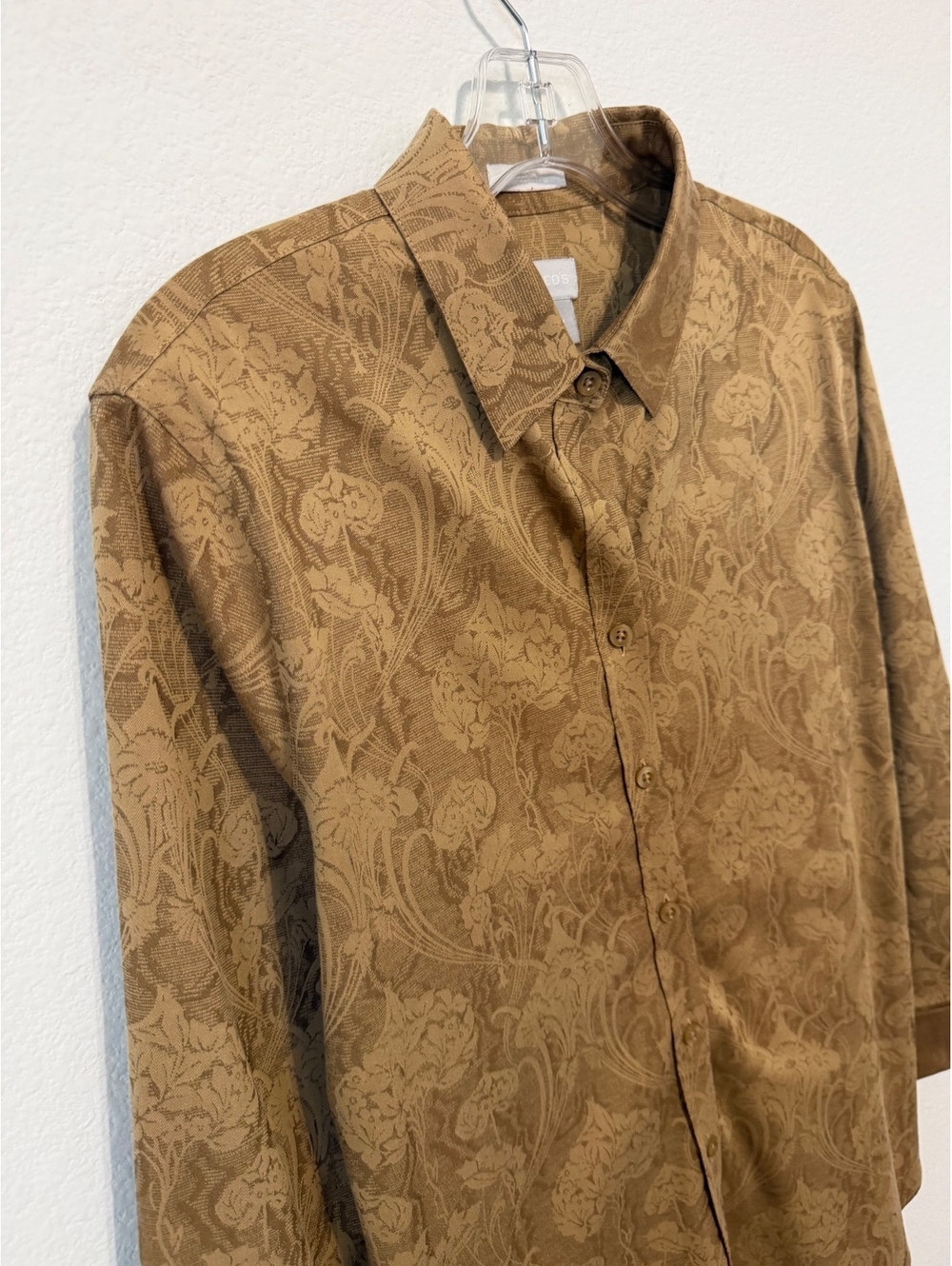 Chico's 3/4 Sleeve Button Up Floral Textured Gold/Brown No-Iron Shirt Size 1 (8) - Picture 3 of 8